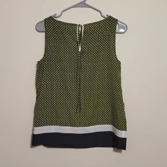 Loft green, black and white sleeveless dressy tank top - Picture 5 of 6